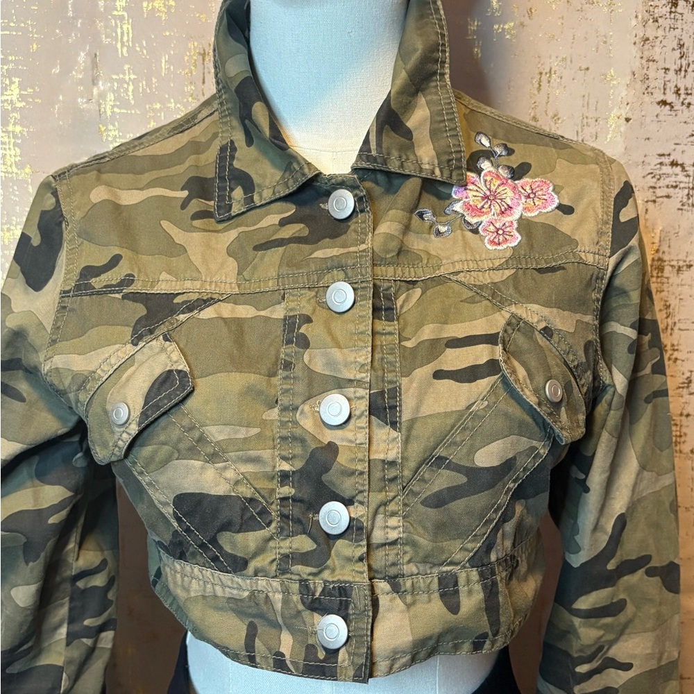Ashley By 26 International Camouflage Jacket